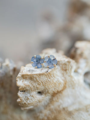 Yogo Sapphire Flower Earrings in Ethical Gold - Gardens of the Sun | Ethical Jewelry