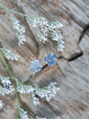 Yogo Sapphire Flower Earrings in Ethical Gold - Gardens of the Sun | Ethical Jewelry