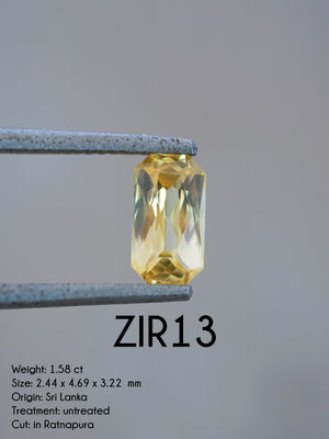 Custom Zircon Ring in Gold