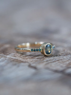 Bicolor Sapphire and Blue Diamond Ring in Ethical Gold - Gardens of the Sun | Ethical Jewelry