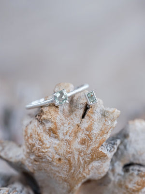 Callisto Rose Cut Sapphire Ring - Gardens of the Sun | Ethical Jewelry