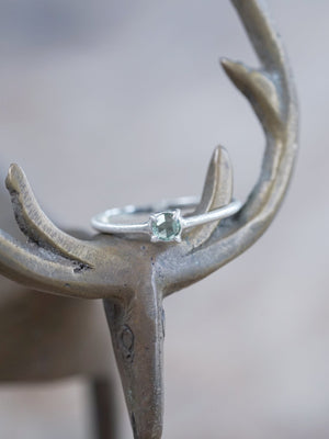 Callisto Rose Cut Sapphire Ring - Gardens of the Sun | Ethical Jewelry