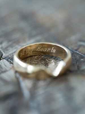 Custom Cut-out Wedding Band in Gold - Gardens of the Sun | Ethical Jewelry