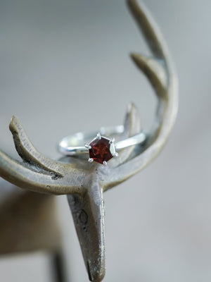 Hexagon Garnet Ring - Gardens of the Sun | Ethical Jewelry