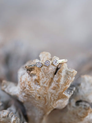 Hexagon Spinel Ring in Ethical Gold - Gardens of the Sun | Ethical Jewelry