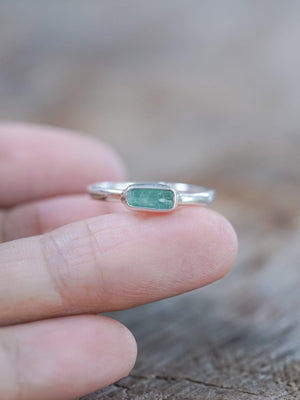 Horizontal Emerald Crystal Ring - Gardens of the Sun | Ethical Jewelry