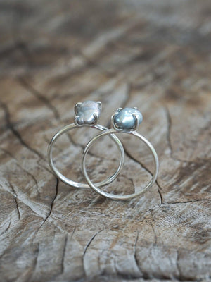 Keshi Pearl Ring with Prongs - Gardens of the Sun | Ethical Jewelry