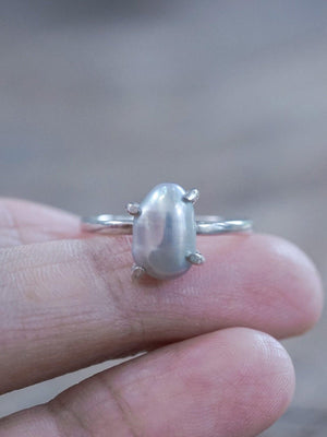 Keshi Pearl Ring with Prongs - Gardens of the Sun | Ethical Jewelry