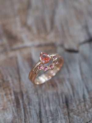 Montana Sapphire and Spinel Ring Set in Ethical Rose Gold - Gardens of the Sun | Ethical Jewelry