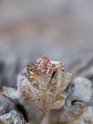 Montana Sapphire and Spinel Ring Set in Ethical Rose Gold - Gardens of the Sun | Ethical Jewelry