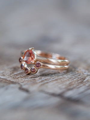 Montana Sapphire and Spinel Ring Set in Ethical Rose Gold - Gardens of the Sun | Ethical Jewelry
