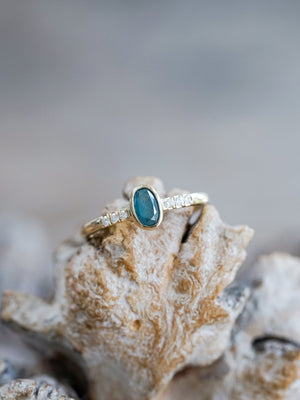 Oval Blue Diamond Ring in Ethical Gold - Gardens of the Sun | Ethical Jewelry