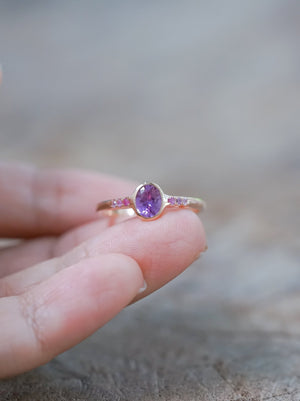 Oval Pink Sapphire Ring in Rose Gold - Gardens of the Sun | Ethical Jewelry