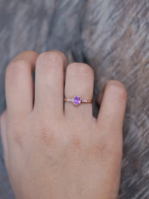 Oval Pink Sapphire Ring in Rose Gold - Gardens of the Sun | Ethical Jewelry