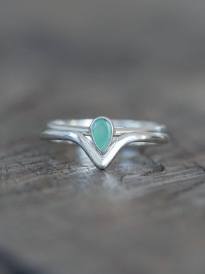Pear Emerald Ring - Gardens of the Sun | Ethical Jewelry