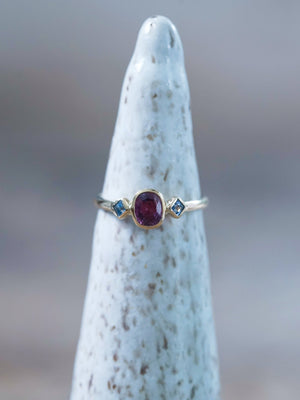 Pink and Blue Sapphire Ring in Ethical Gold - Gardens of the Sun | Ethical Jewelry