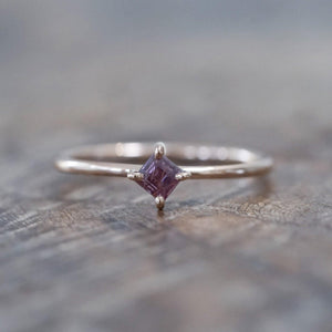 Rutile Kite Sapphire Ring in Eco Rose Gold - Gardens of the Sun | Ethical Jewelry