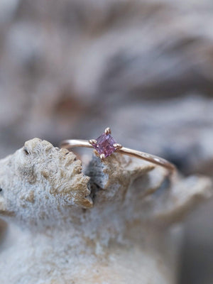 Rutile Kite Sapphire Ring in Eco Rose Gold - Gardens of the Sun | Ethical Jewelry
