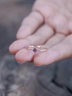 Rutile Kite Sapphire Ring in Eco Rose Gold - Gardens of the Sun | Ethical Jewelry