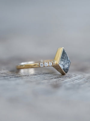 Salt and Pepper Kite Diamond Ring in Ethical Gold - Gardens of the Sun | Ethical Jewelry