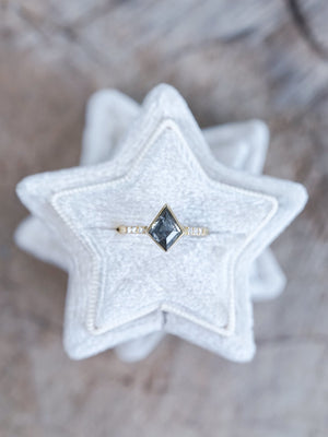 Salt and Pepper Kite Diamond Ring in Ethical Gold - Gardens of the Sun | Ethical Jewelry