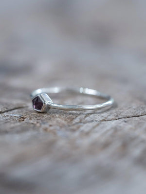 Spinel Star Ring - Gardens of the Sun | Ethical Jewelry
