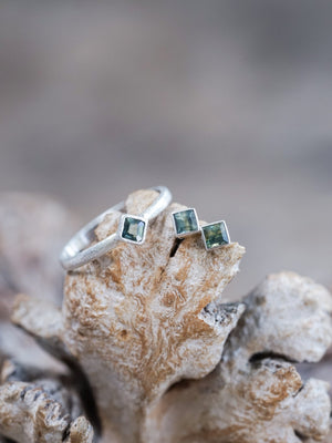 Stardust Sapphire Ring - Gardens of the Sun | Ethical Jewelry