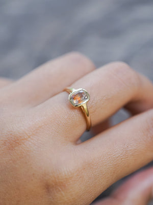 Sunstorm Bicolor Sapphire Ring in Ethical Gold - Gardens of the Sun | Ethical Jewelry