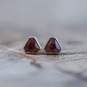 Triangle Garnet Earrings in Ethical Gold - Gardens of the Sun | Ethical Jewelry