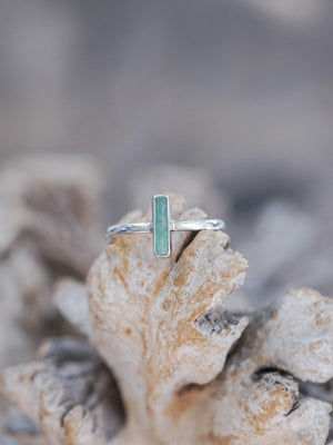 Vertical Emerald Crystal Ring - Gardens of the Sun | Ethical Jewelry