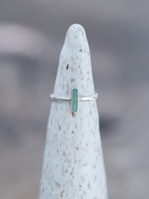 Vertical Emerald Crystal Ring - Gardens of the Sun | Ethical Jewelry