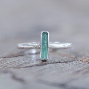 Vertical Emerald Crystal Ring - Gardens of the Sun | Ethical Jewelry
