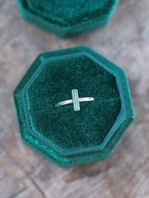 Vertical Emerald Crystal Ring - Gardens of the Sun | Ethical Jewelry