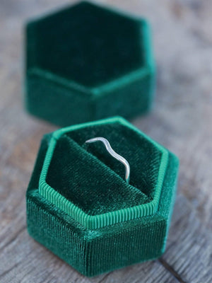 Wavy ring - Gardens of the Sun | Ethical Jewelry