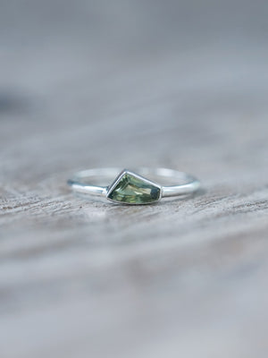 0.59 ct Geo Green Sapphire Ring from Australia