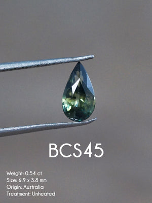 Custom Bicolor Sapphire Ring in Gold