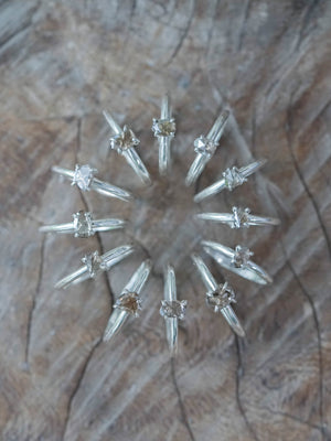 Borneo Diamond Rings with Prongs in Silver