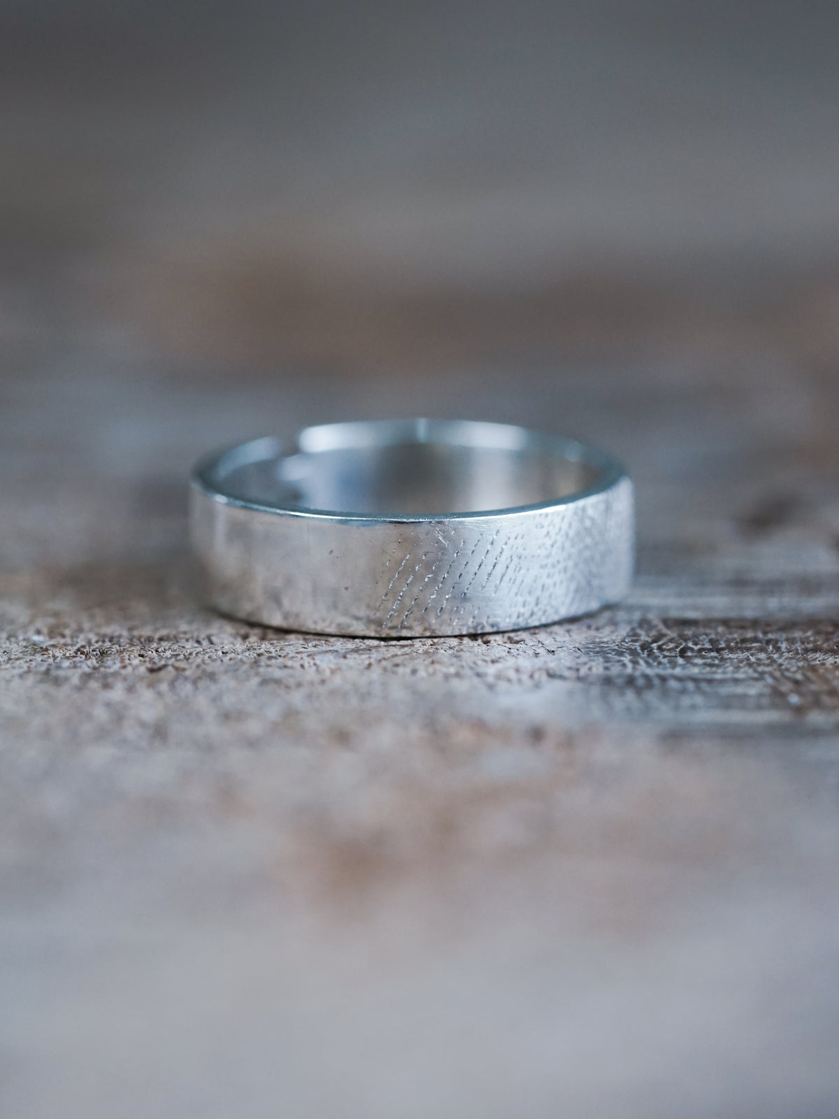 Zircon Band - size 6.5