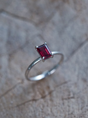 Classic Garnet Ring - size 8.75