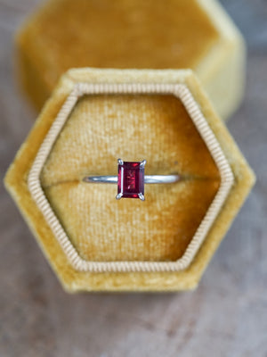 Classic Garnet Ring - size 8.75