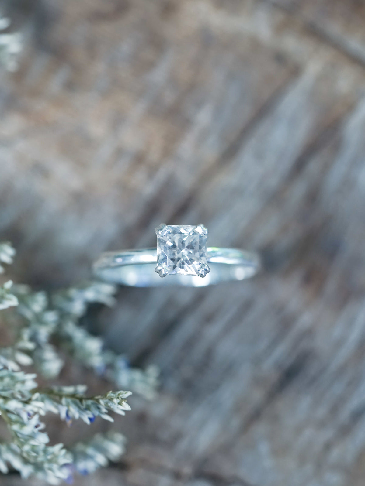 Split Prong Zircon Ring - Gardens of the Sun | Ethical Jewelry