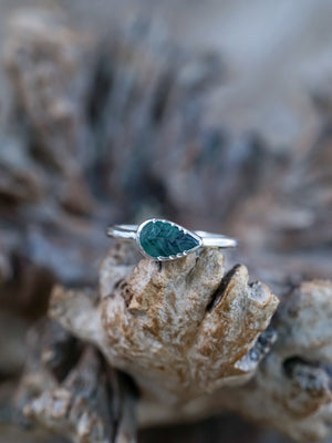 Emerald Leaf Ring