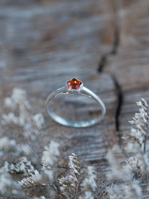 Flower Garnet Ring - size 6