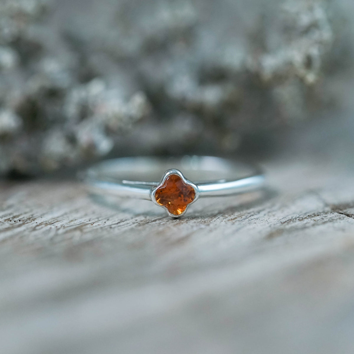 Flower Garnet Ring in sterling silver