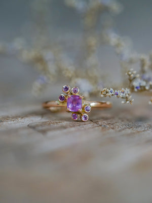 Oval Pink Sapphire Ring in Rose Gold - Gardens of the Sun