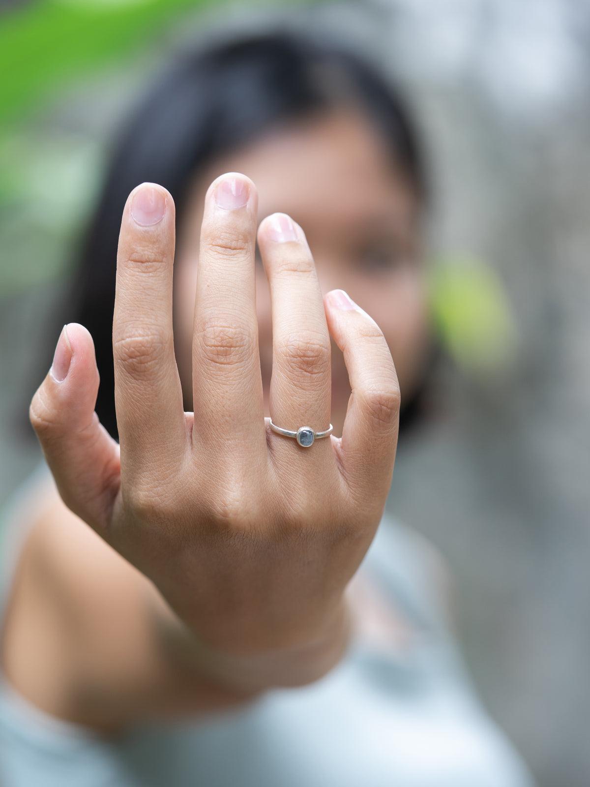 Stardust Montana Sapphire Ring - Gardens of the Sun | Ethical Jewelry