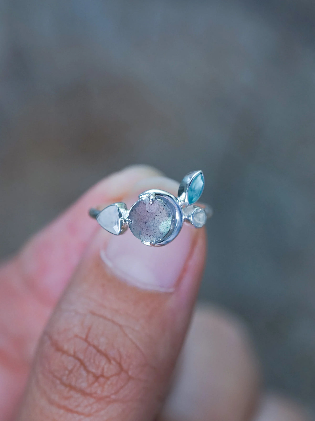 Crescent Moon Ring in Silver