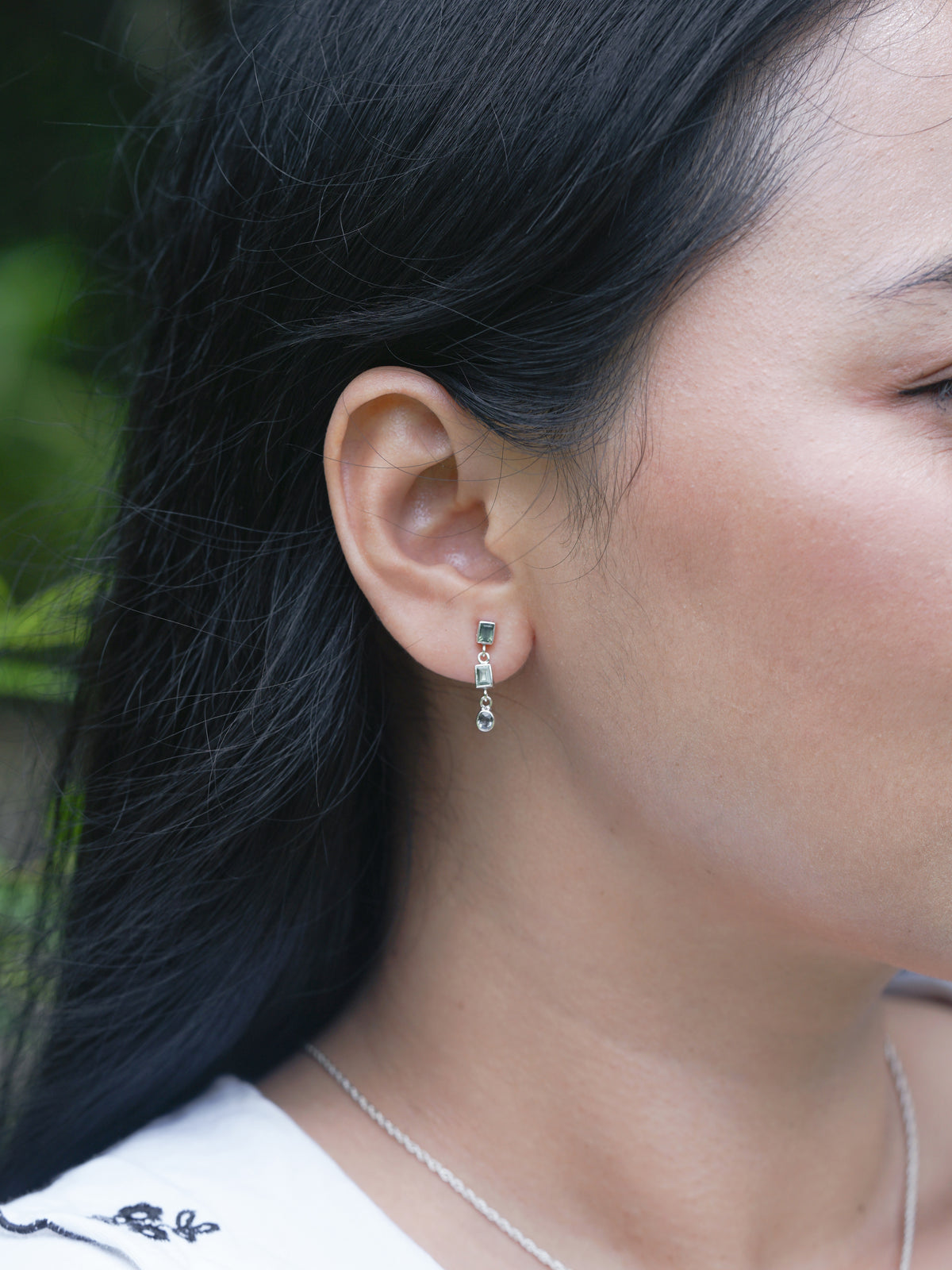 Dangling Sapphire Earrings