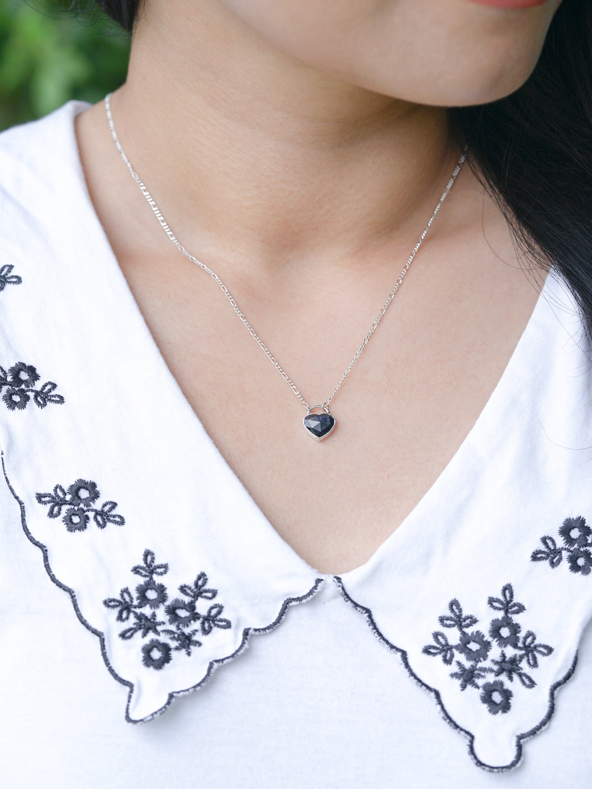 Rose Cut Heart Sapphire Necklace