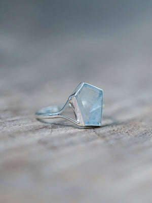 Geo Cut Aquamarine Ring - size 9